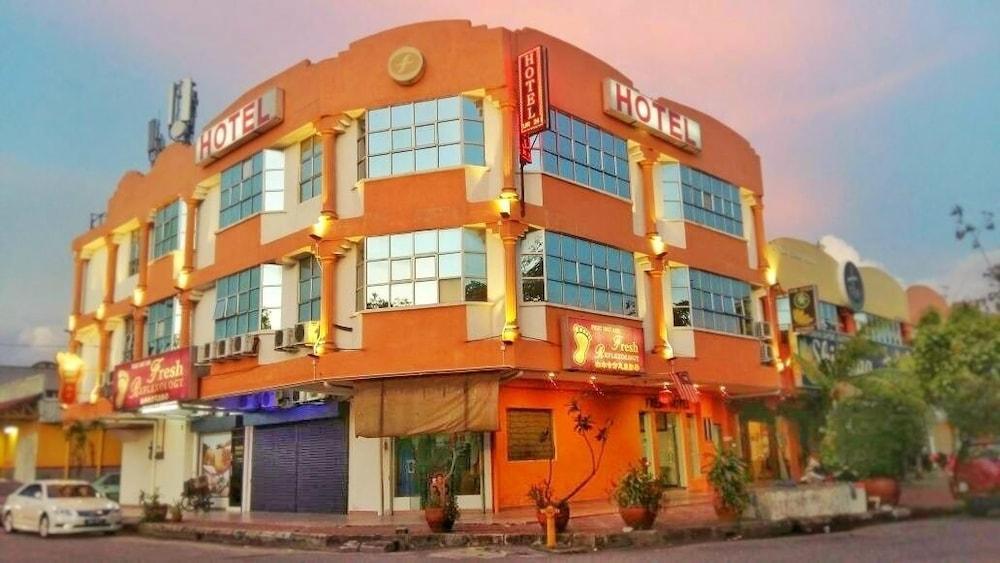 Fresh Hotel Ipoh Esterno foto