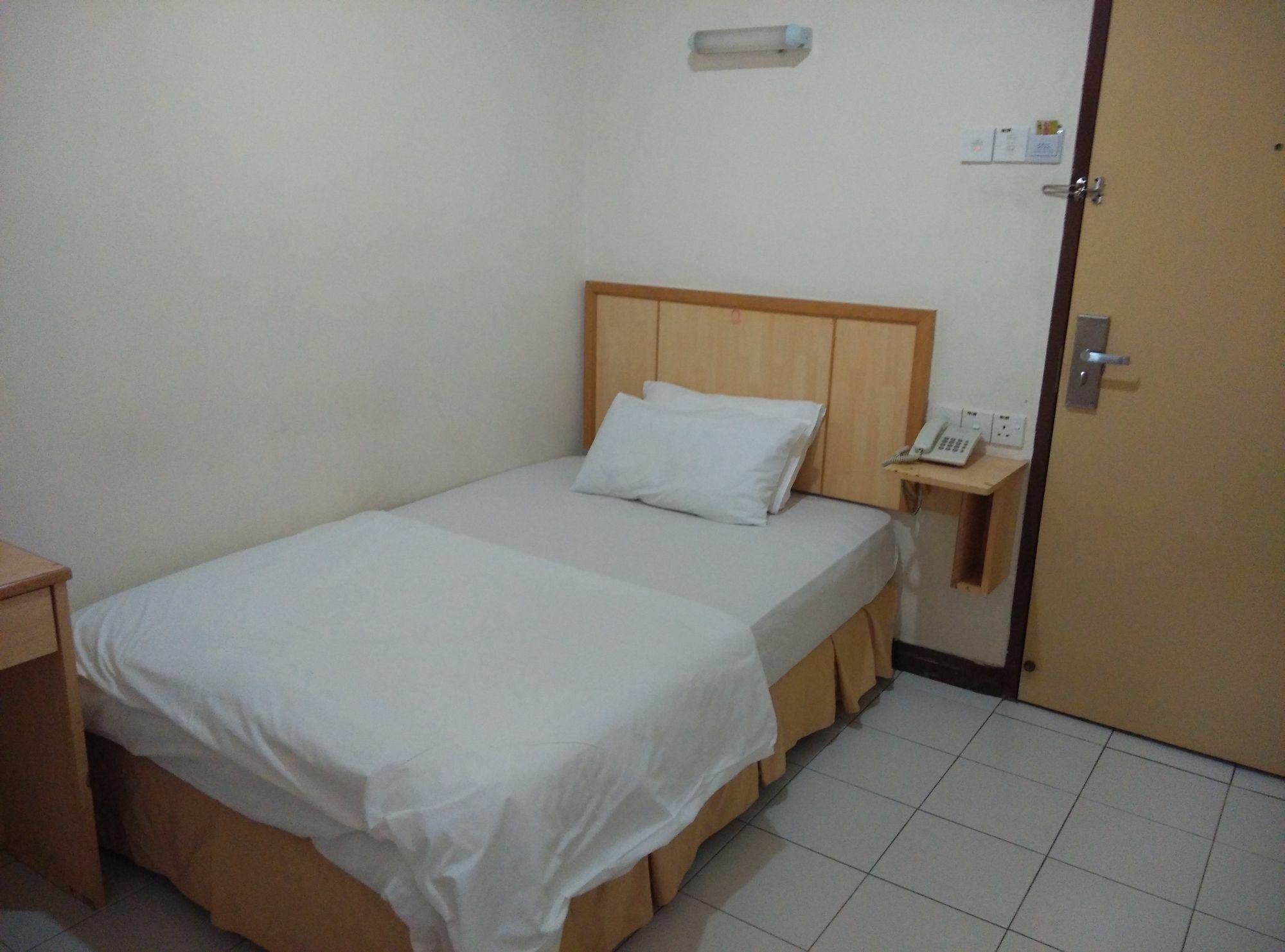 Fresh Hotel Ipoh Esterno foto